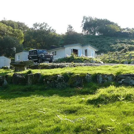Roberts' Cottage Westport Exterior photo